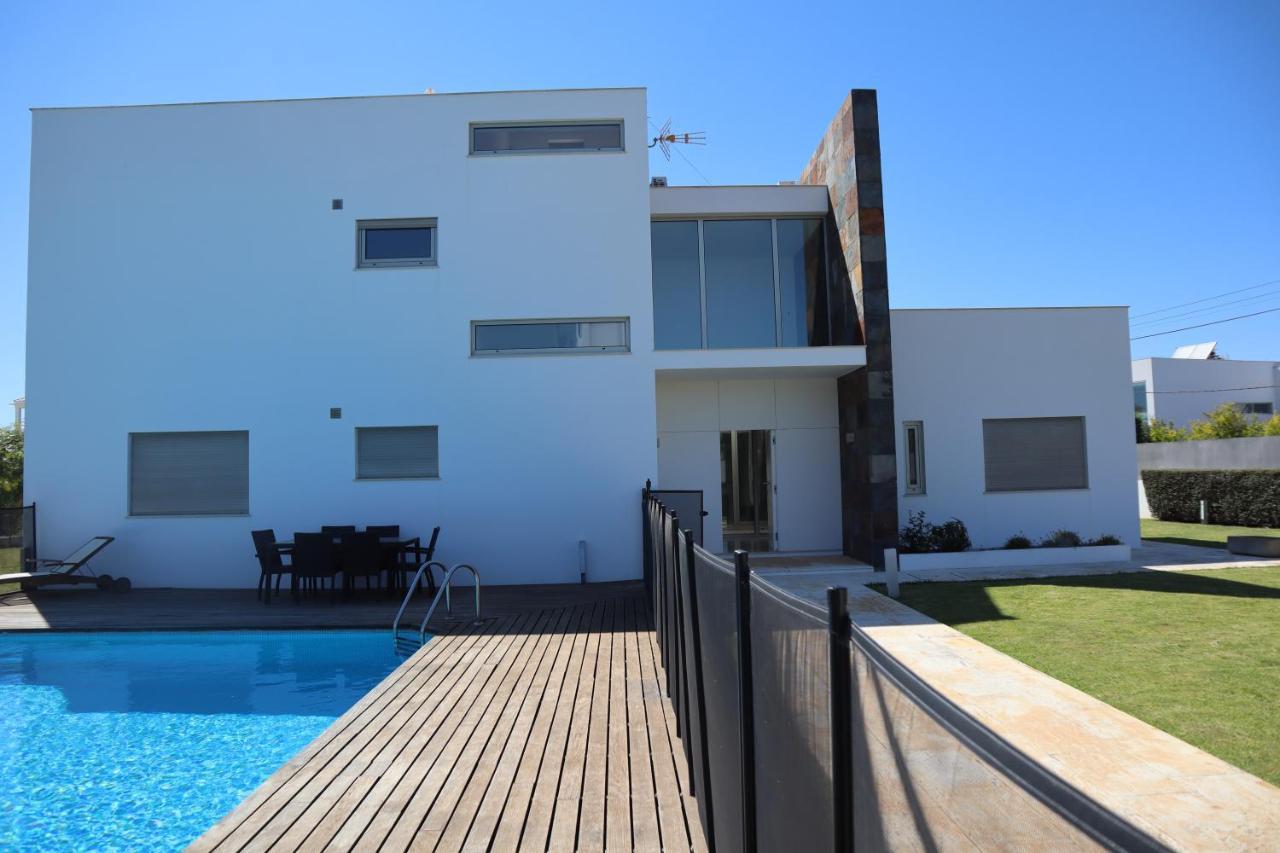 Villa Dos Salgados, 5Bdr, Beach Front, Near Salgados Golf Club Guia  Zewnętrze zdjęcie