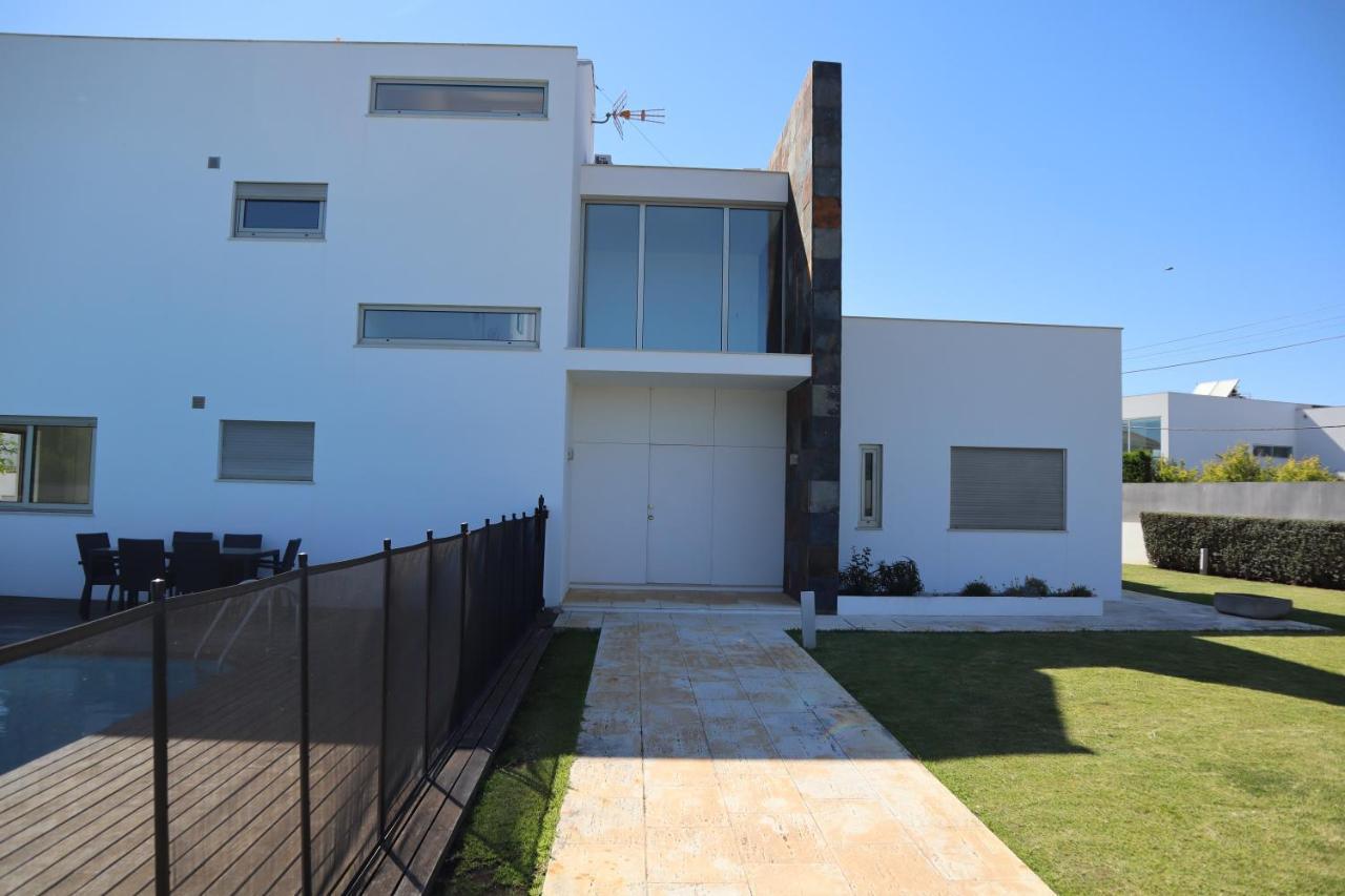 Villa Dos Salgados, 5Bdr, Beach Front, Near Salgados Golf Club Guia  Zewnętrze zdjęcie